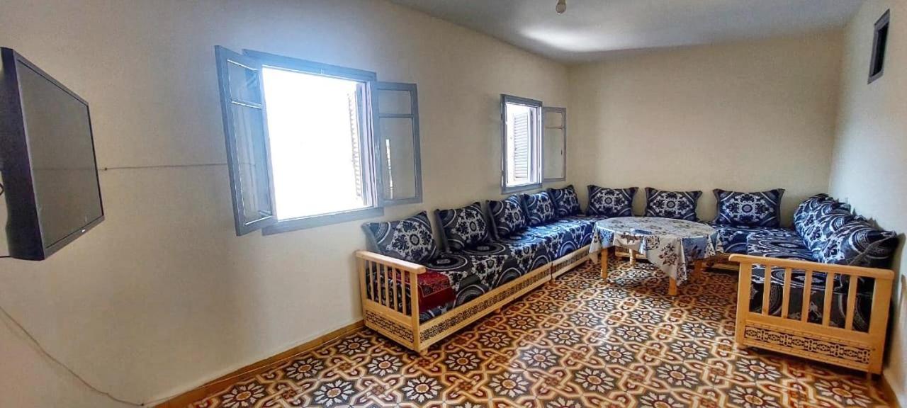 Breeze Apart - 2 Facade & Wifi Al Hoceima Exterior photo